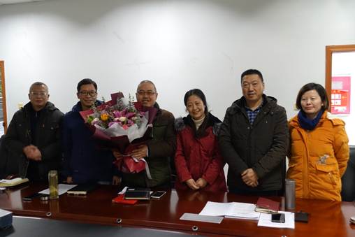 说明: C:\Users\Administrator\Desktop\20201229朱锡华老师退休仪式相片资料\DSC05673.JPG